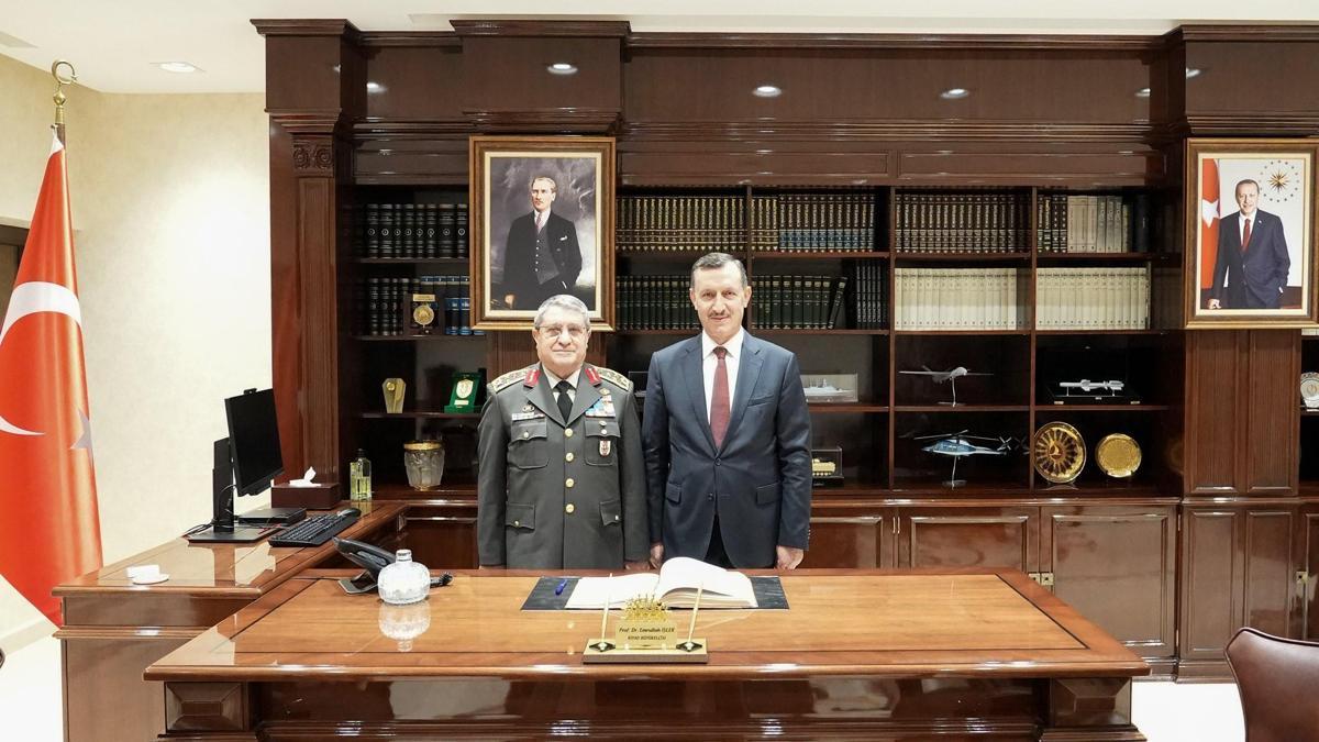 Genelkurmay Başkanı Orgeneral Bayraktaroğlu, Suudi Arabistan'da