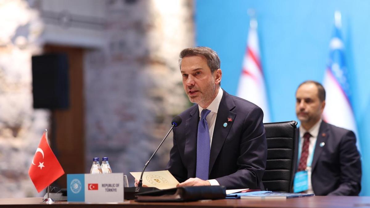 Enerji ve Tabii Kaynaklar Bakanı Bayraktar: Hazarın Türk dünyasını ayırmasını değil birleştirmesini sağlamalıyız