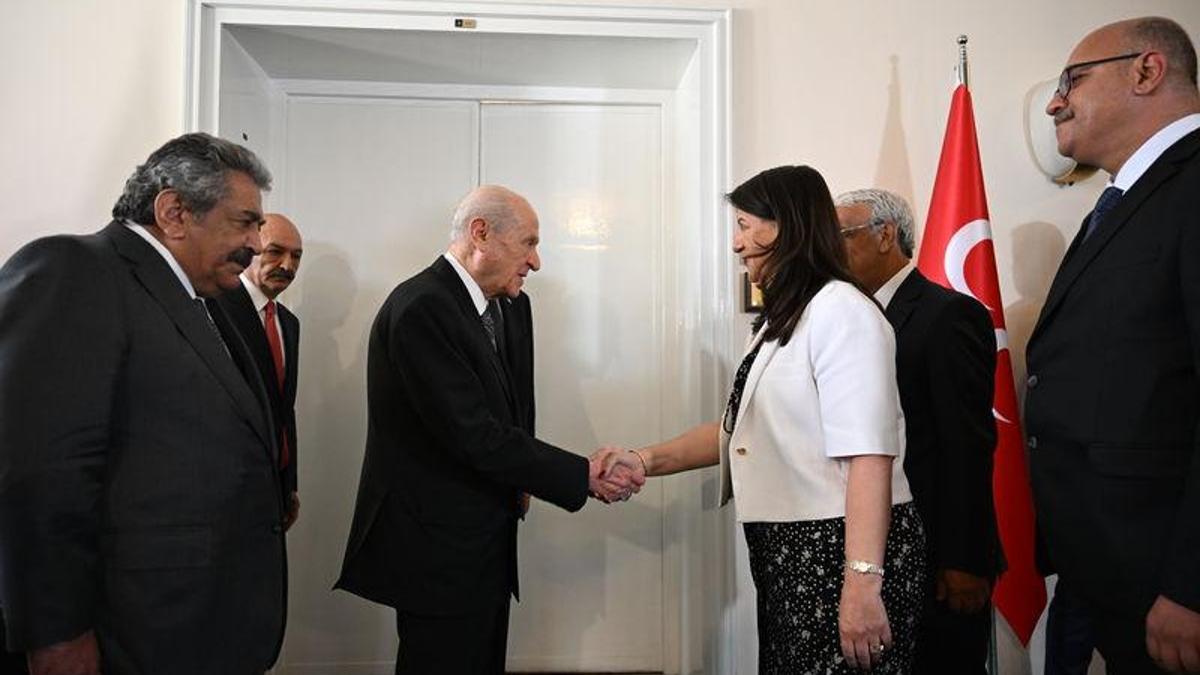 DEM Parti Heyeti'nden Devlet Bahçeli'ye ziyaret