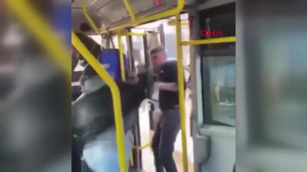 Otobüste yer verme kavgası: Satırlı hesaplaşma