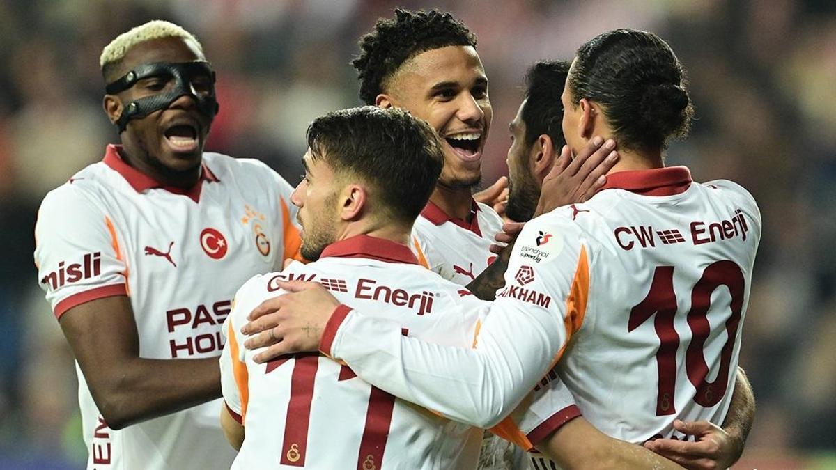 Antalyaspor 1-4 Galatasaray Maç Özeti | Lider, Antalya’da kazandı