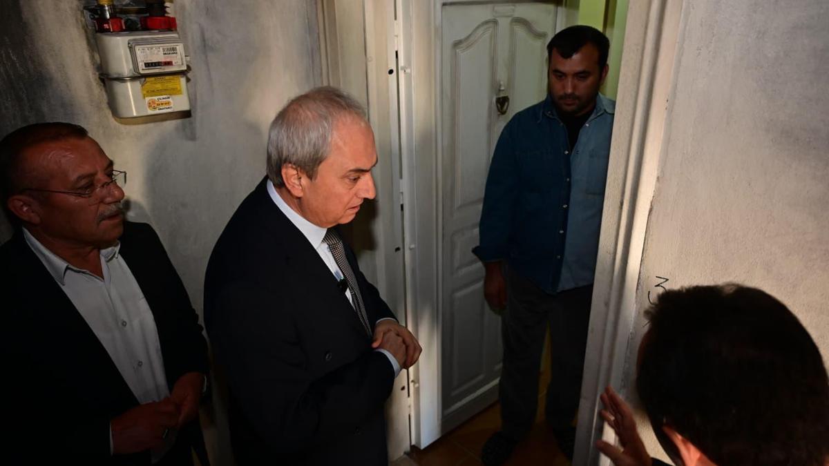 Başkan Kocagöz, evi yanan vatandaşı ziyaret etti