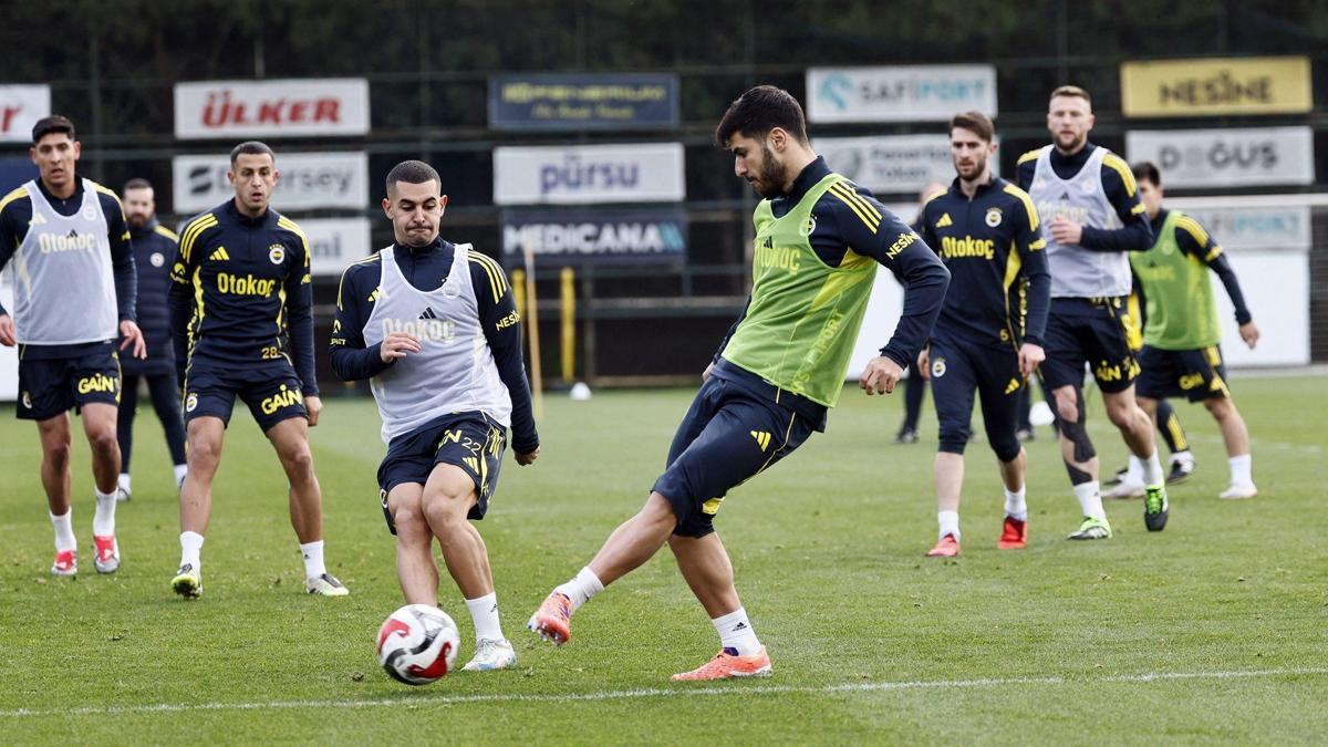 Fenerbahçe, Konyaspor maçına hazır