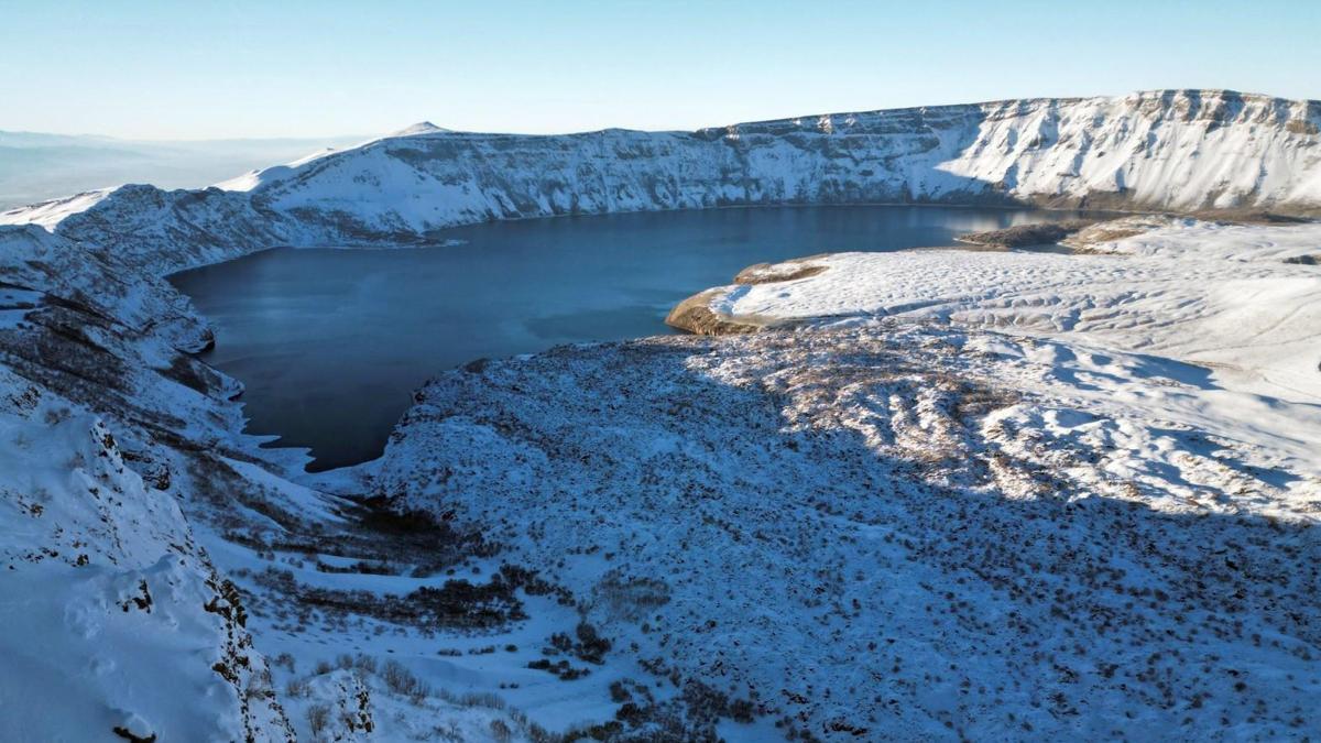 Nemrut ve Süphan'da kış manzarası