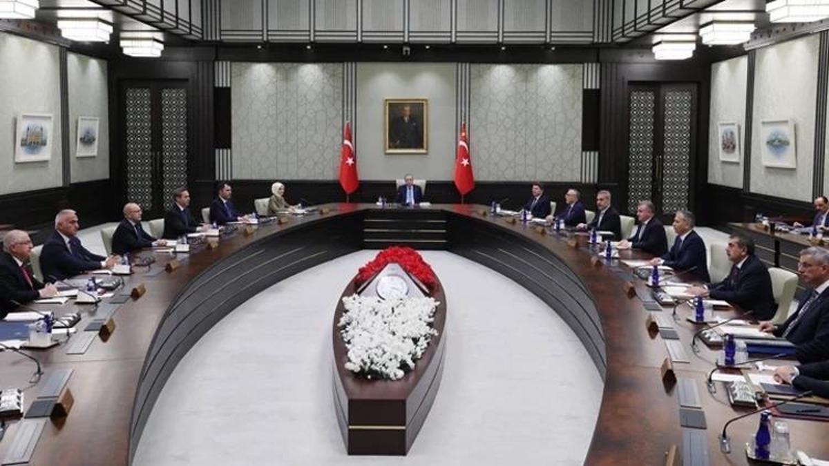 Kabine toplantısı başladı: İşte masadaki başlıklar!