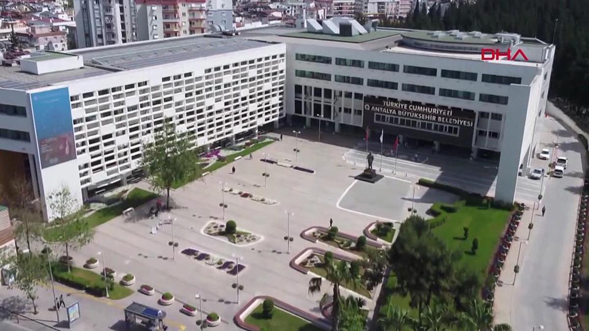 Antalya rüşvet soruşturması sürüyor