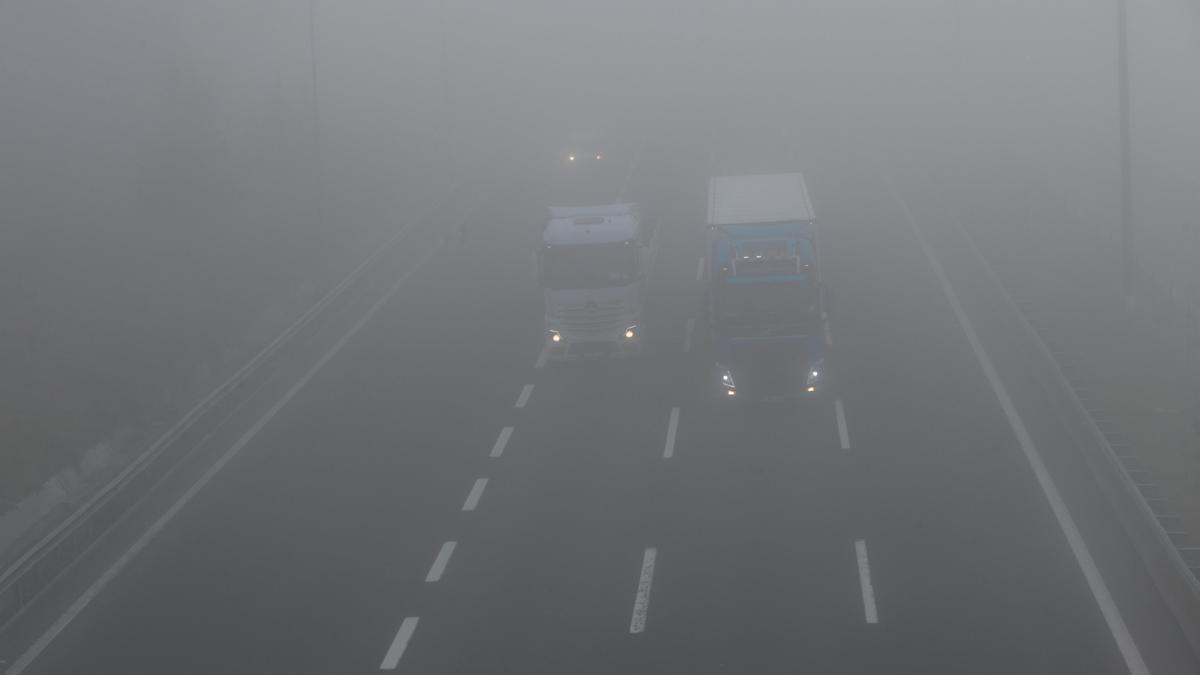 Bolu Dağı'nda sis etkili oldu