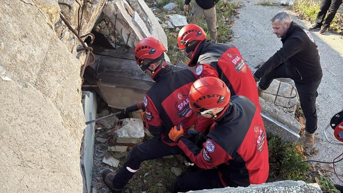 Tekirdağda arama ve kurtarma tatbikatı