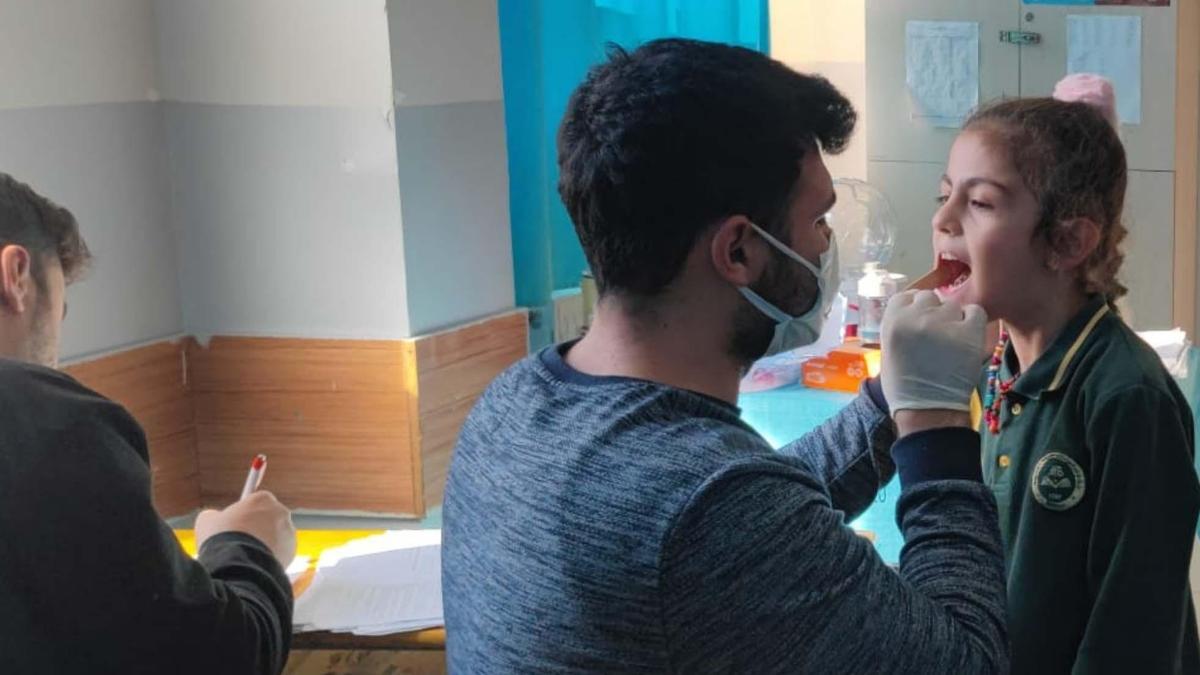 Reyhanlı ve Kumluda ağız ve diş sağlığı taraması