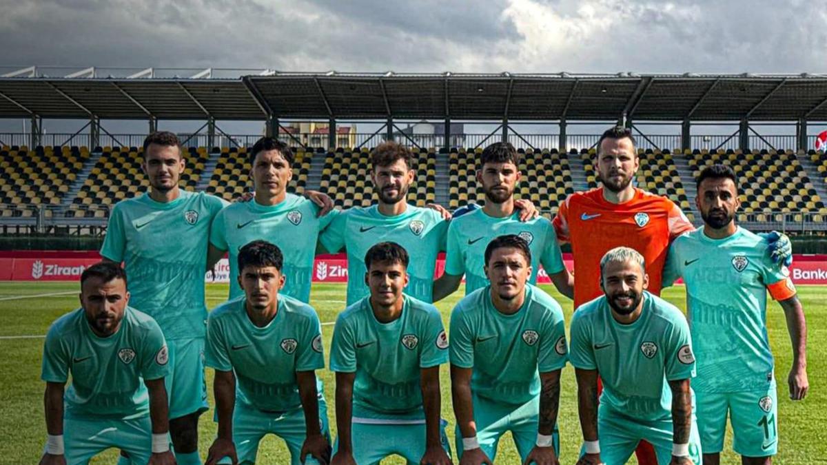 Serik Spor'da 4 futbolcu takımdan ayrıldı