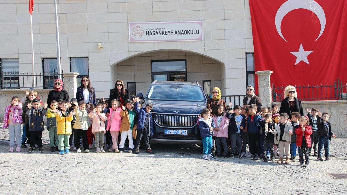 Hasankeyf'te Yerli Malı Haftası'nda öğrencilere ye…