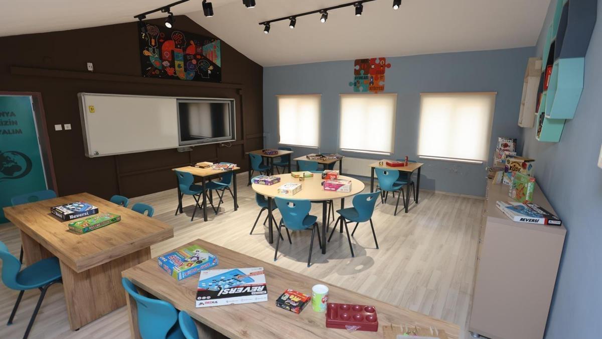 Canikte 26 akıl ve zekâ oyunu sınıfı hizmete açıld…