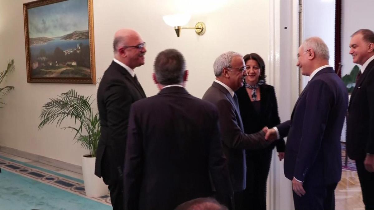 SON DAKİKA... AK Parti ile DEM Parti heyeti görüşmesi başladı