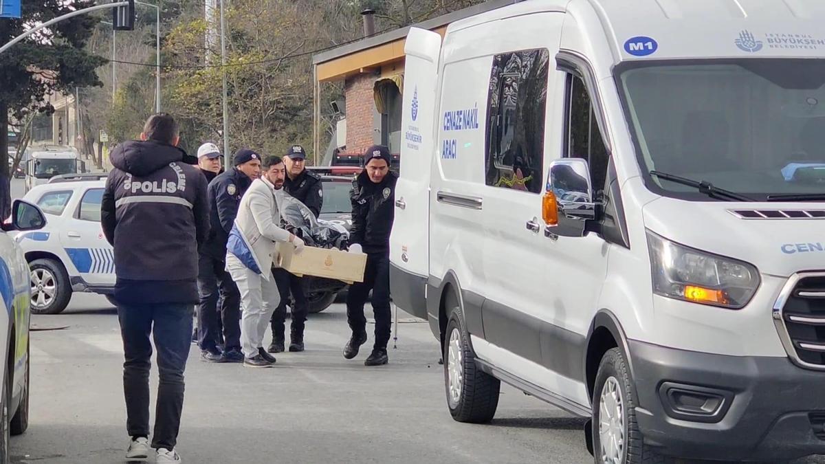 Arnavutköy'de hafriyat kamyonunun çarptığı yaya hayatını kaybetti