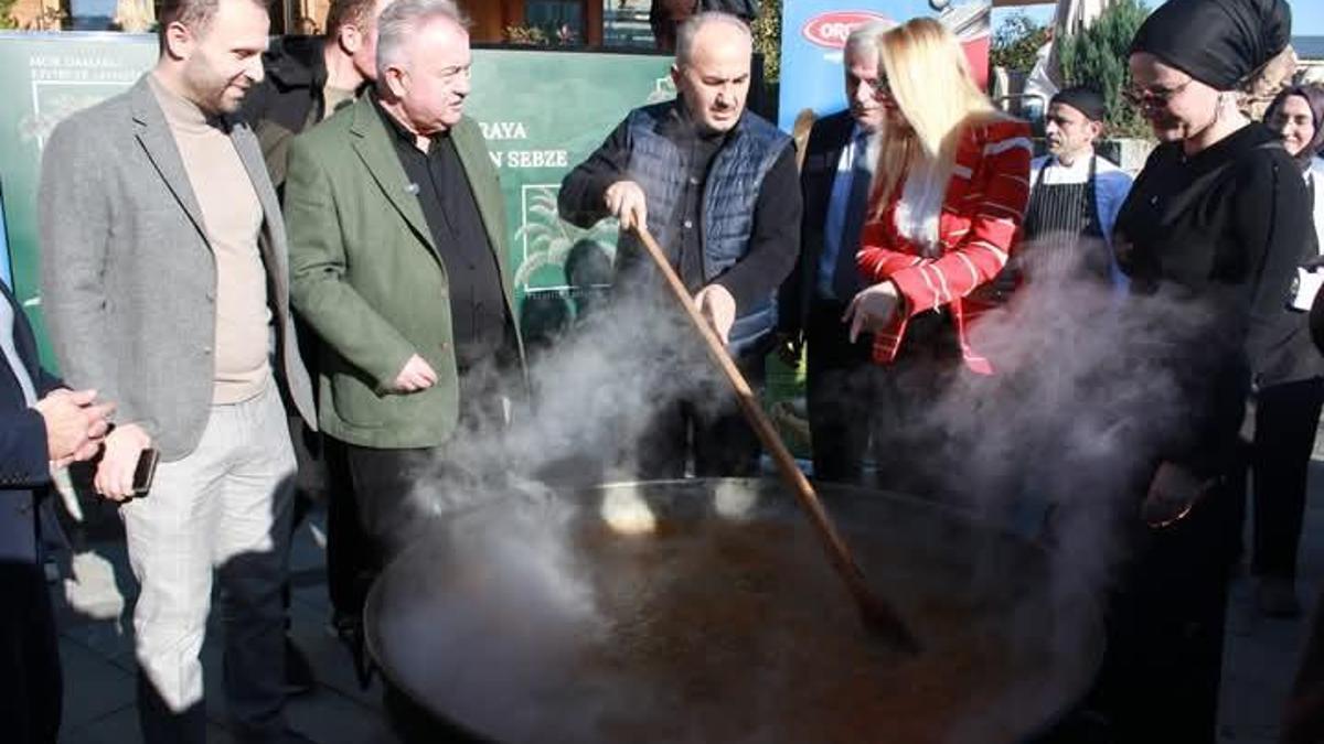 Rize'de Karalahana Çorba İçme Günü etkinliği