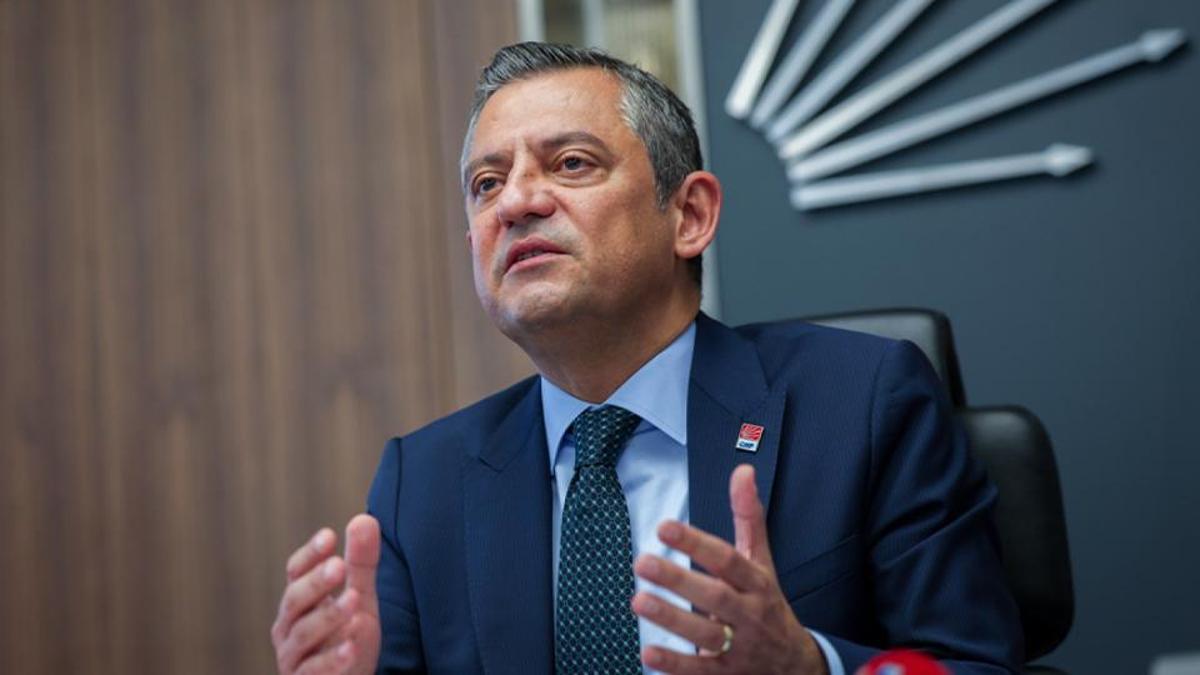 Abdulkadir Selvi kaleme aldı: Özgür Özelin imajı sarsıldı