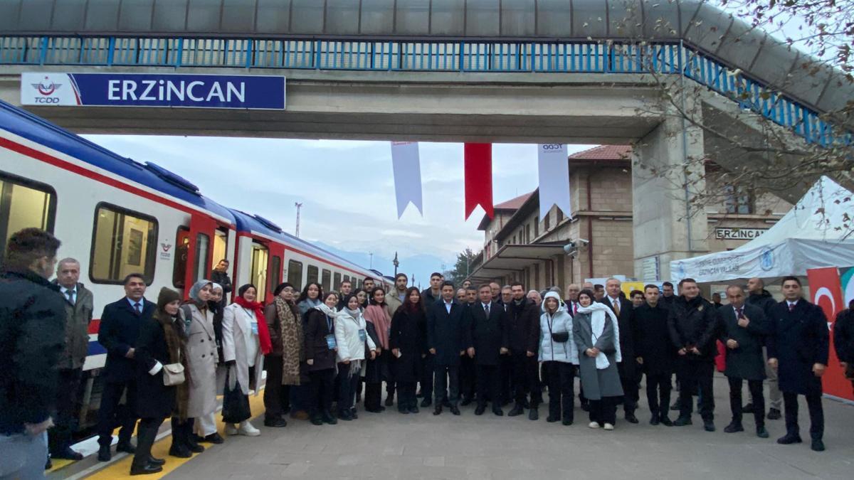 Turistik Doğu Ekspresi, Erzincanda
