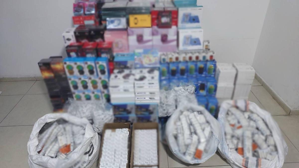 Gaziantep'te 1 milyon 350 bin TL'lik kaçak elektronik eşya ele geçirildi