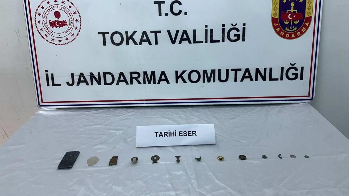 Tokat'ta tarihi eser operasyonu: 13 obje ele geçirildi