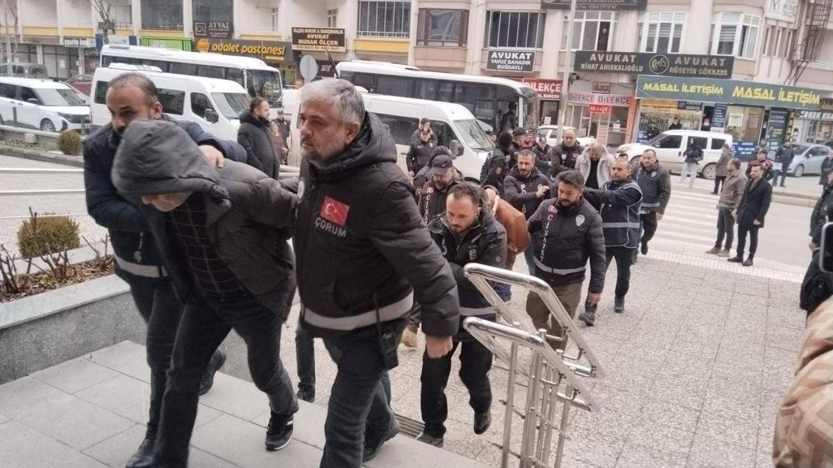 Çorum merkezli dolandırıcılık operasyonu; 14 gözal…