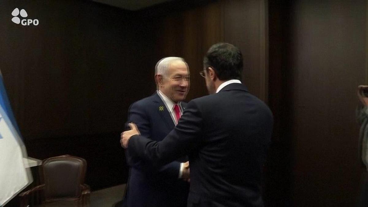 Bu diplomasi değil, ihanet Yunanistan'da üçlü zirve tartışması