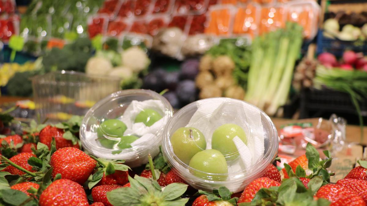 Kış ayında yaz meyveleri eriğin 3 tanesi 300, kirazın 5 tanesi ise 195 TL / Ek fotoğraflar