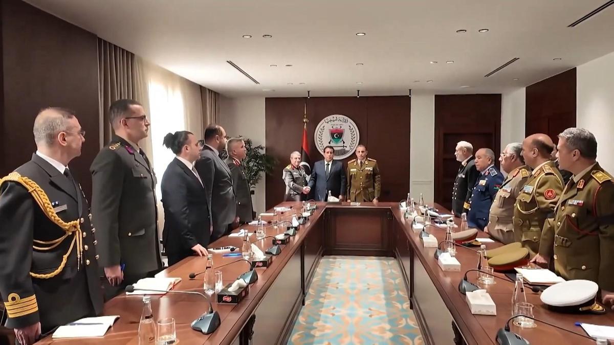 Genelkurmay Başkanı Bayraktaroğlu, Libya Başbakanı Dibeybe ile görüştü