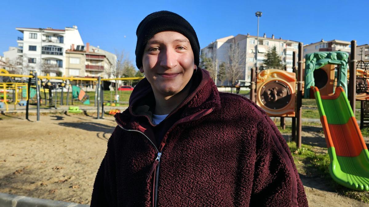 Kanseri yenen mimar, sevincini trafikte korna çalarak kutladı