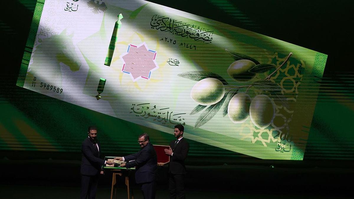 Suriyede yeni banknotların tanıtımı yapıldı