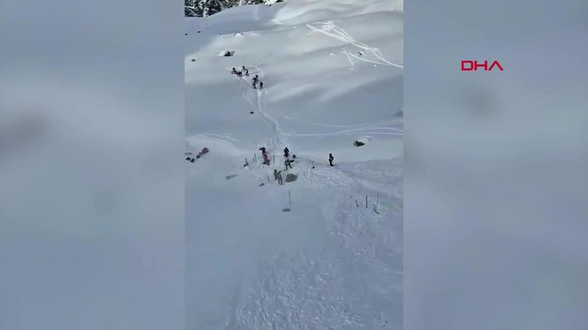 İspanya'da çığ felaketi: 3 kayakçı öldü