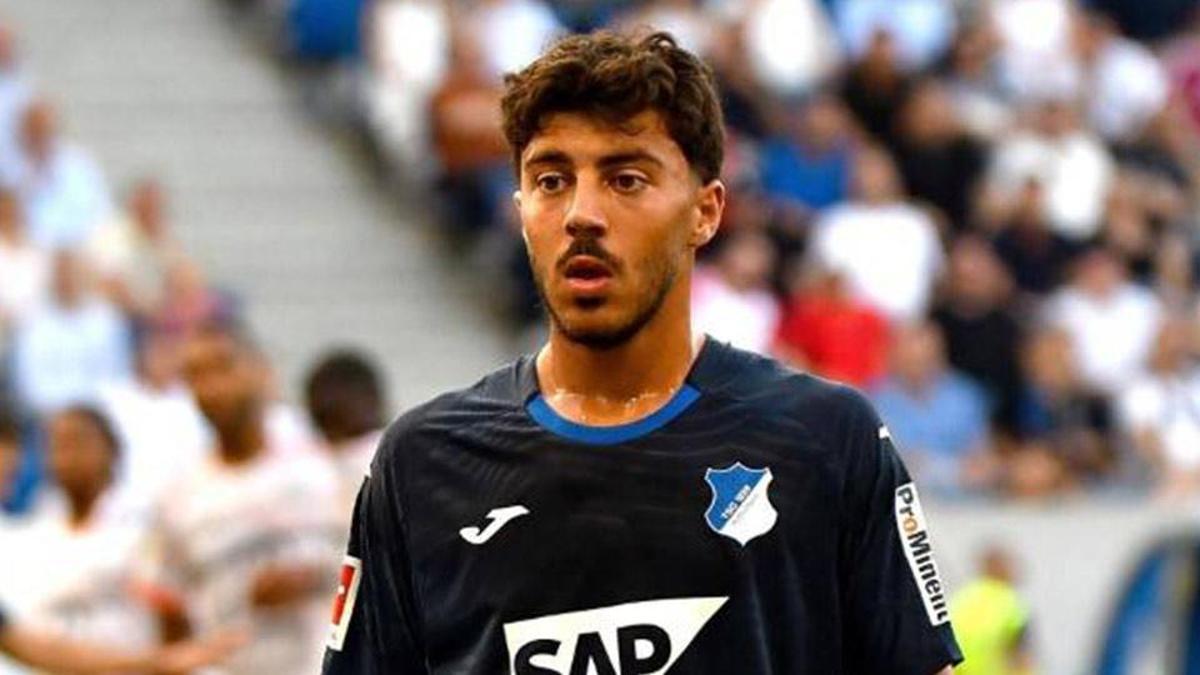 Galatasarayın listesindeki Umut Tohumcu transferinde yeni gelişme