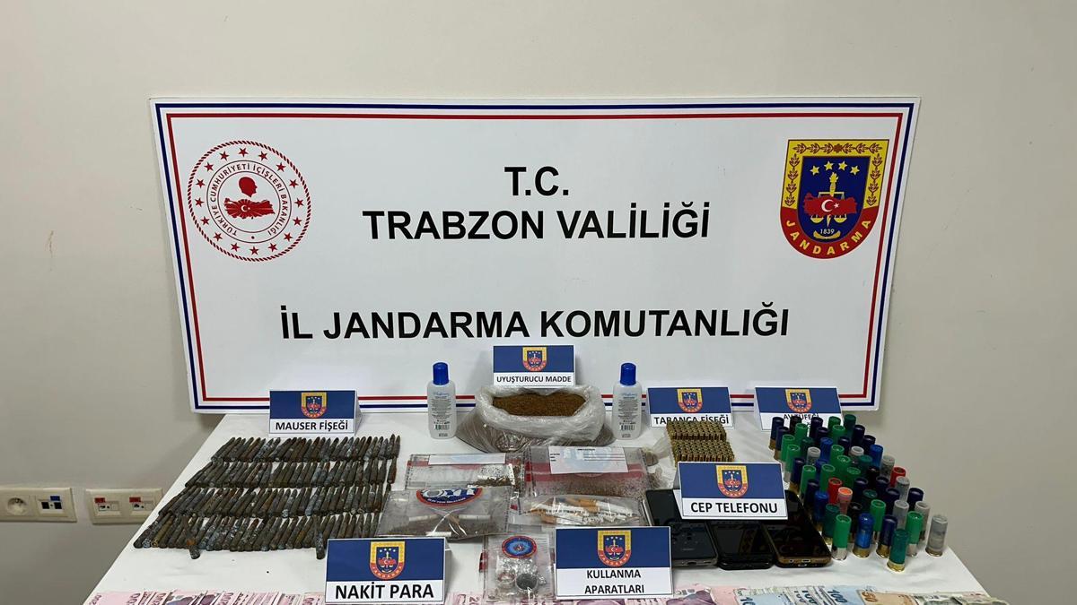 Ofta narkotik operasyonu; 11 gözaltı