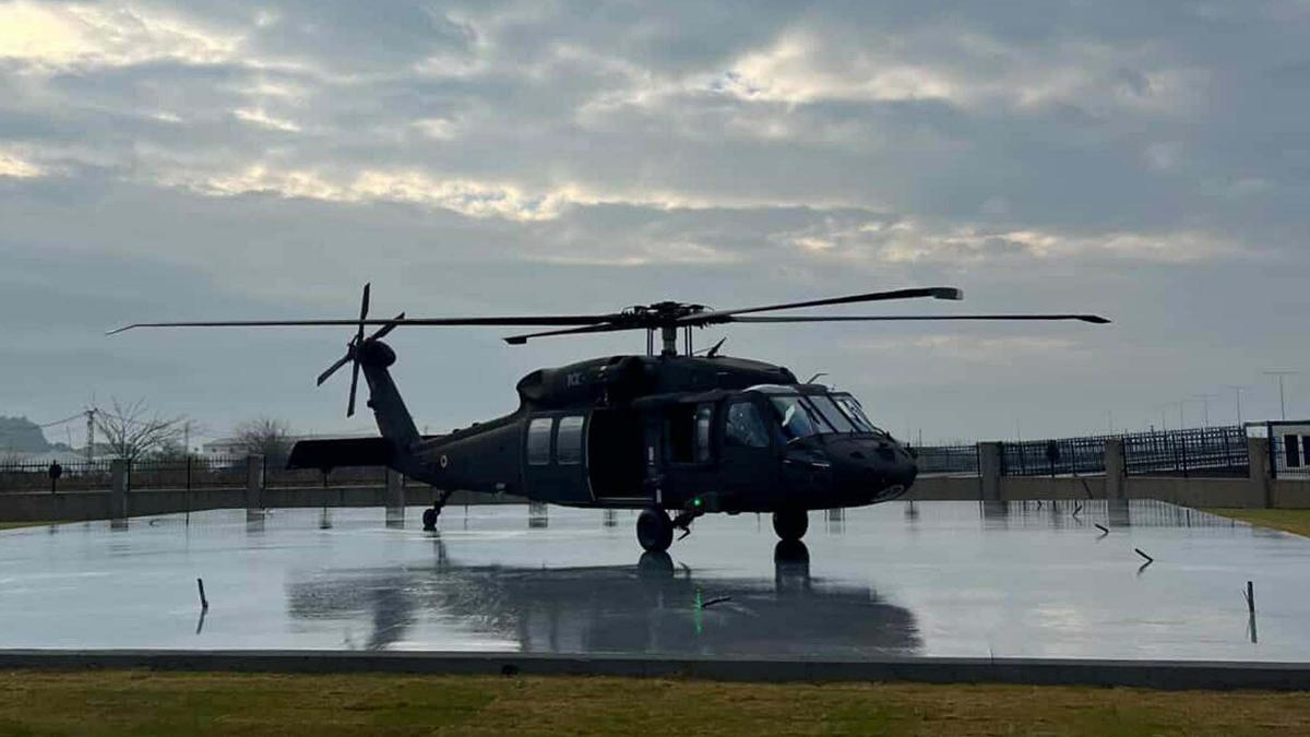 Aydın Şehir Hastanesi'nde helikopter pistinde deneme inişi
