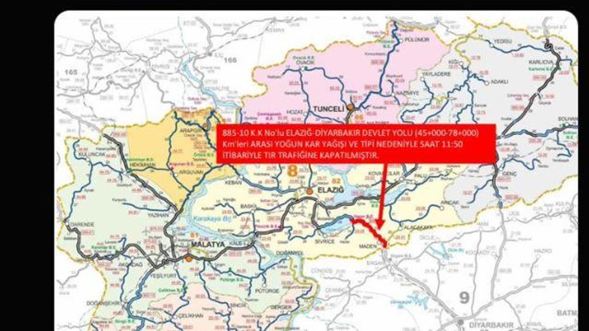 Elazığ'da 311 köy yolu, kardan ulaşıma kapandı (2)