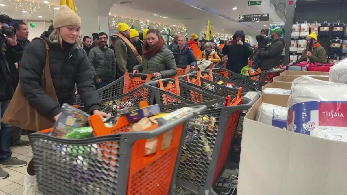 Fransada çiftçilerin isyanı büyüyor: Yerli ürünlerimiz yok sayılıyor