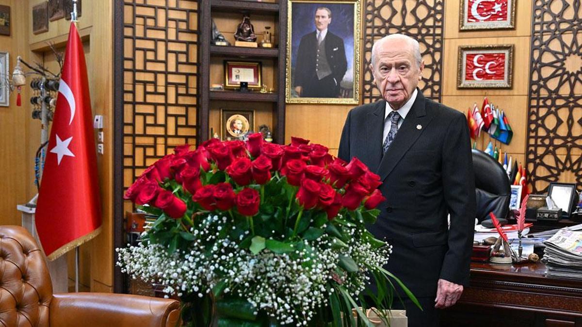 Cumhurbaşkanı Erdoğan, MHP lideri Bahçeli'nin yeni yılını kutladı