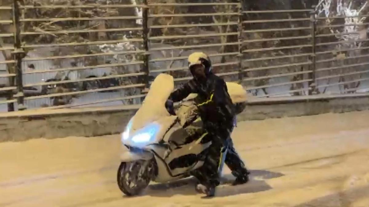 İstanbul yeni yılı karla karşıladı