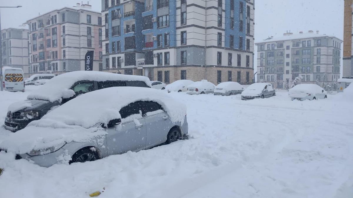 Diyarbakırda kar esareti