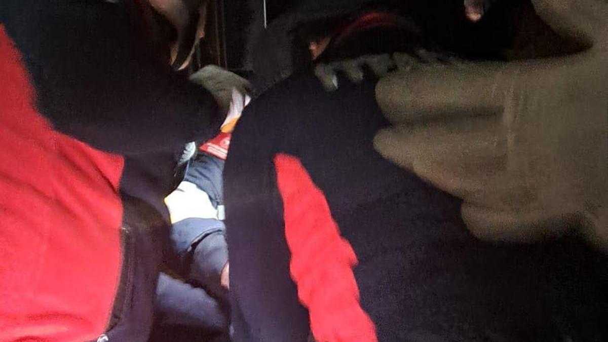 Asansörün halatı koptu, anne ve kızı yaralandı