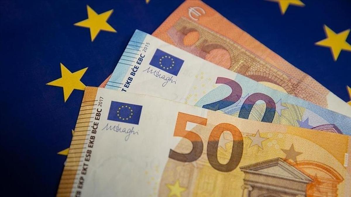 Euro para birimi 27 yaşında