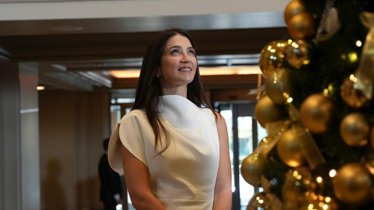 EŞREF RÜYA OYUNCULARINDAN YENİ YIL MESAJLARI