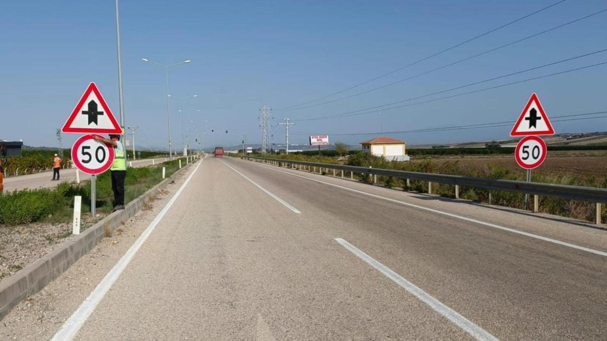 Kara yollarında 58 bin hız levhası kaldırıldı