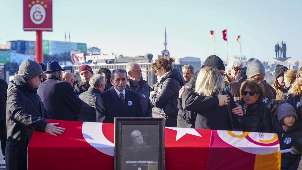 Gökmen Özdenak, son yolculuğuna uğurlandı