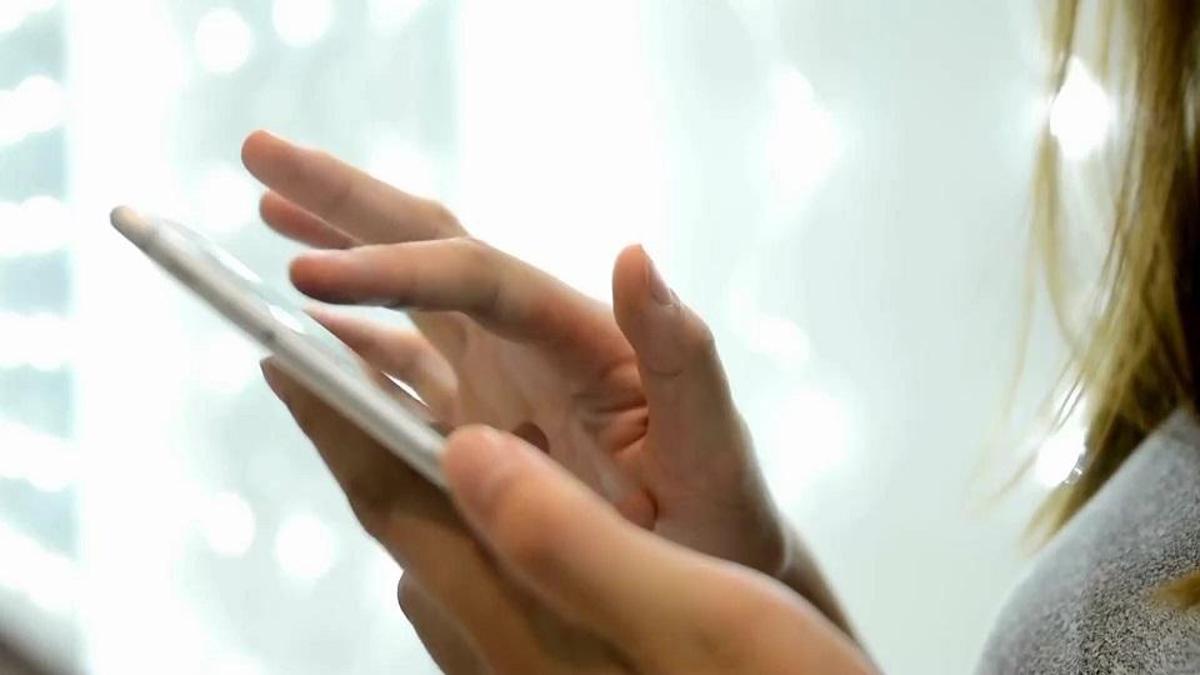 Fransa'da sanal medya yasağı adımı