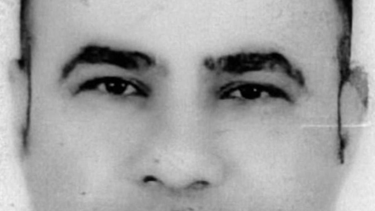 Eşi ile kızını öldüren şüpheli, psikolojik sorunları olduğu gerekçesiyle iş yerinden izin almış