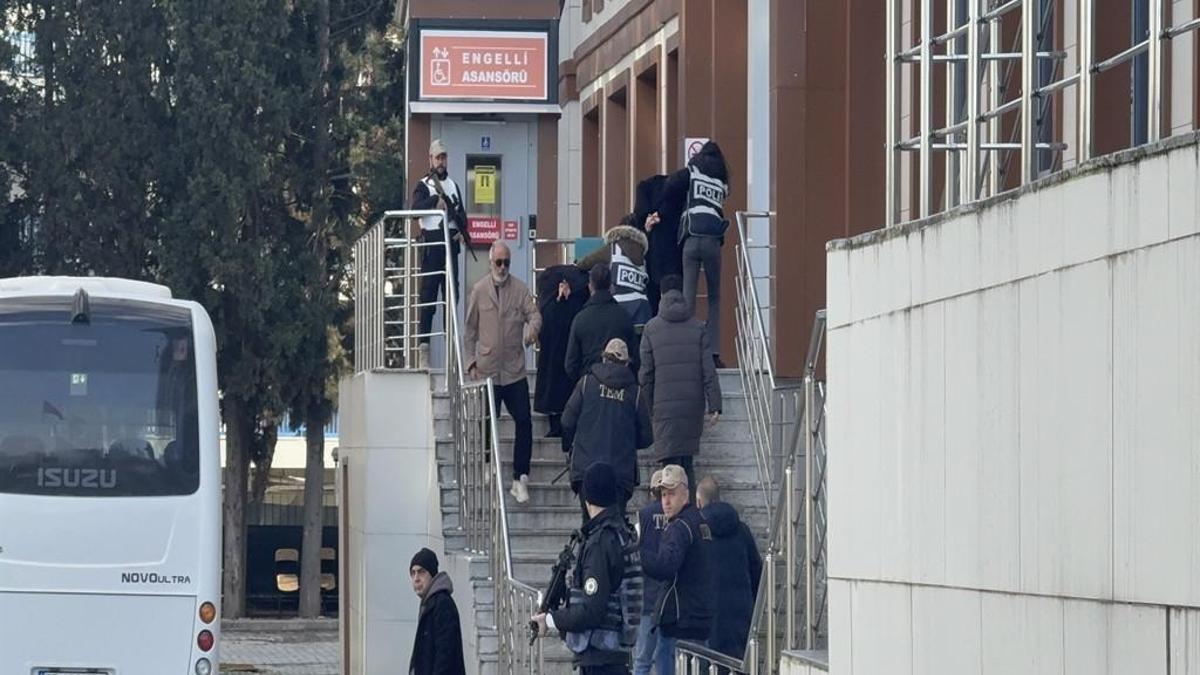 3 polisin şehit olduğu Yalovada DEAŞ operasyonlarında tutuklu sayısı 56ya çıktı