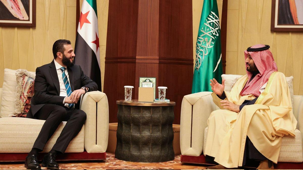 Suudi Arabistan Veliaht Prensi Selman ile Suriye Cumhurbaşkanı Şara telefonda görüştü