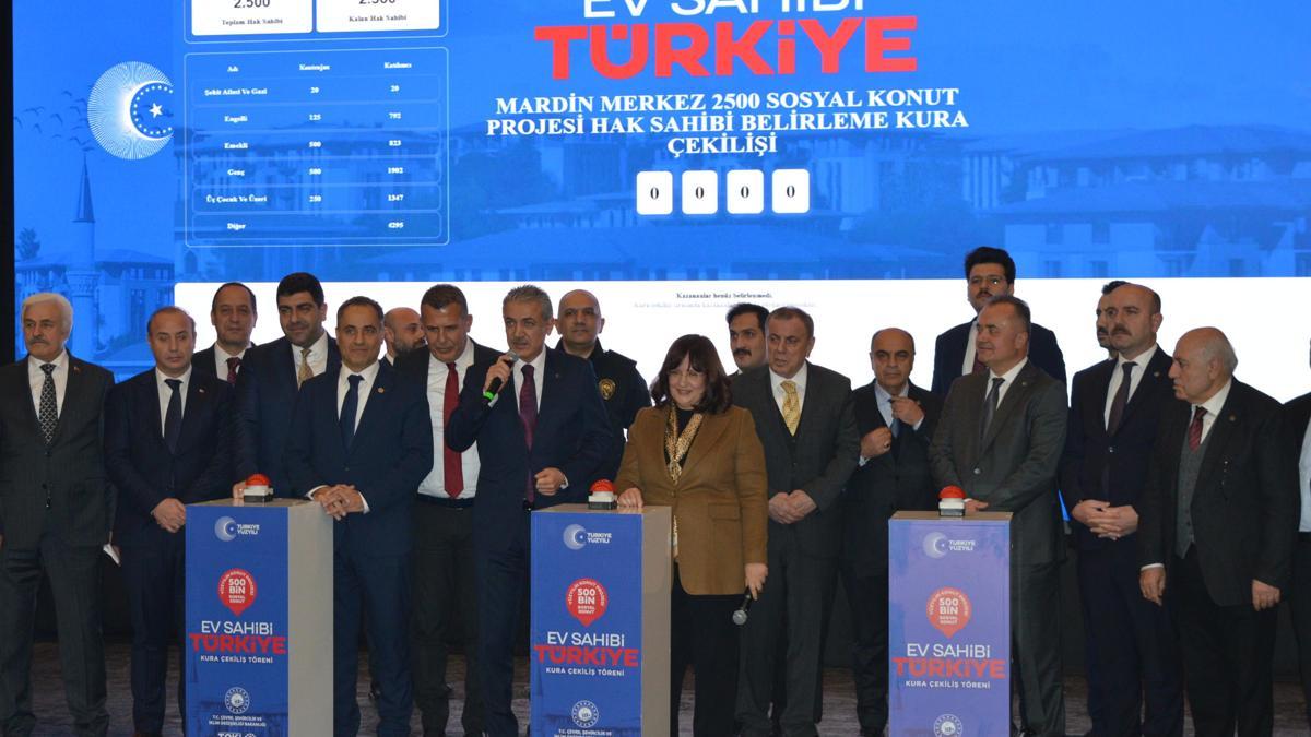 Mardinde Yüzyılın Konut Projesi'nde kura çekimleri yapıldı