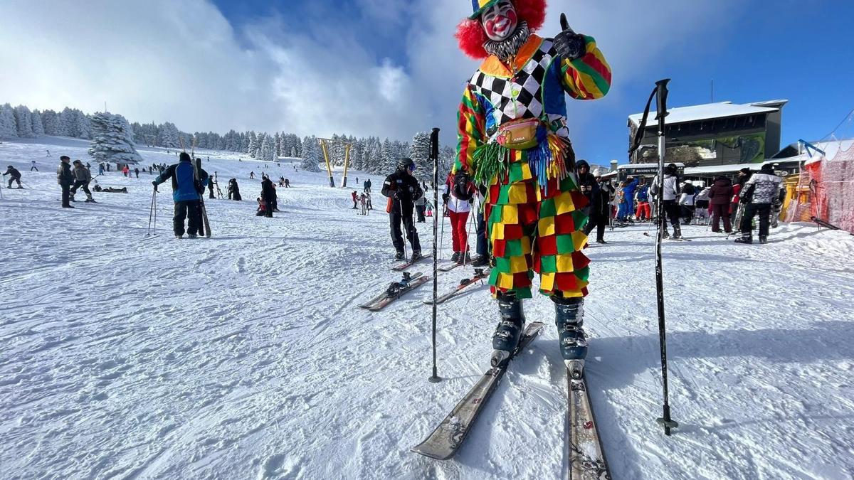 Beyaz cennette palyaço hem kaydı hem eğlendirdi