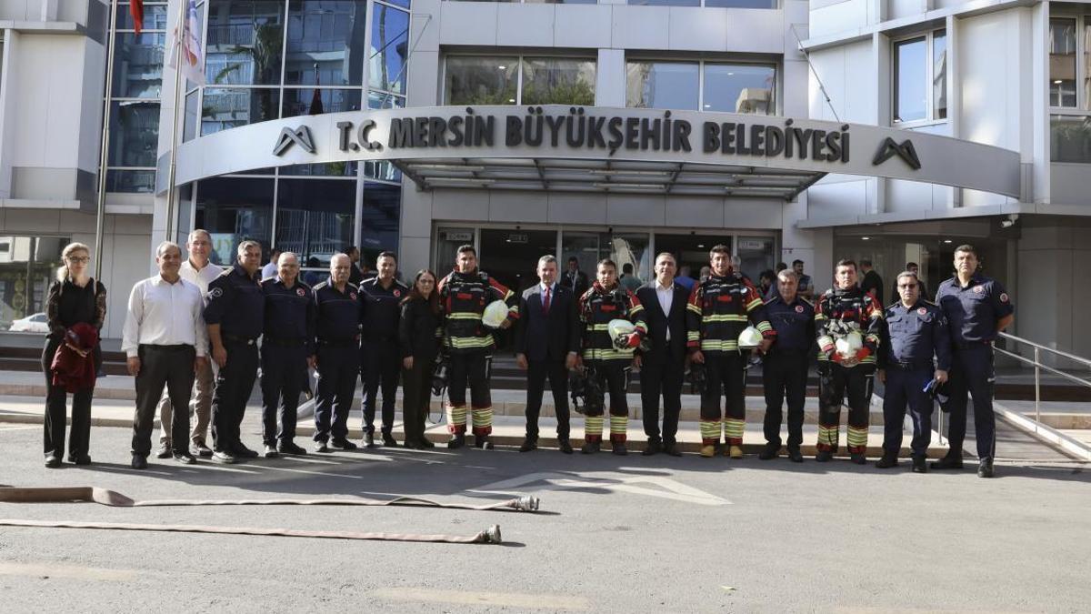 Büyükşehir itfaiyesi 2025te 11 bin 396 vakaya müdahale etti